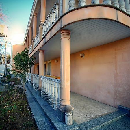 Apartment Gardenia Kutaissi Exterior foto